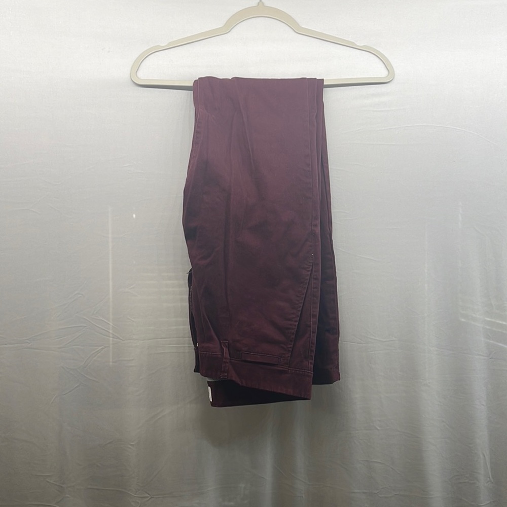 Mens Burgundy chino